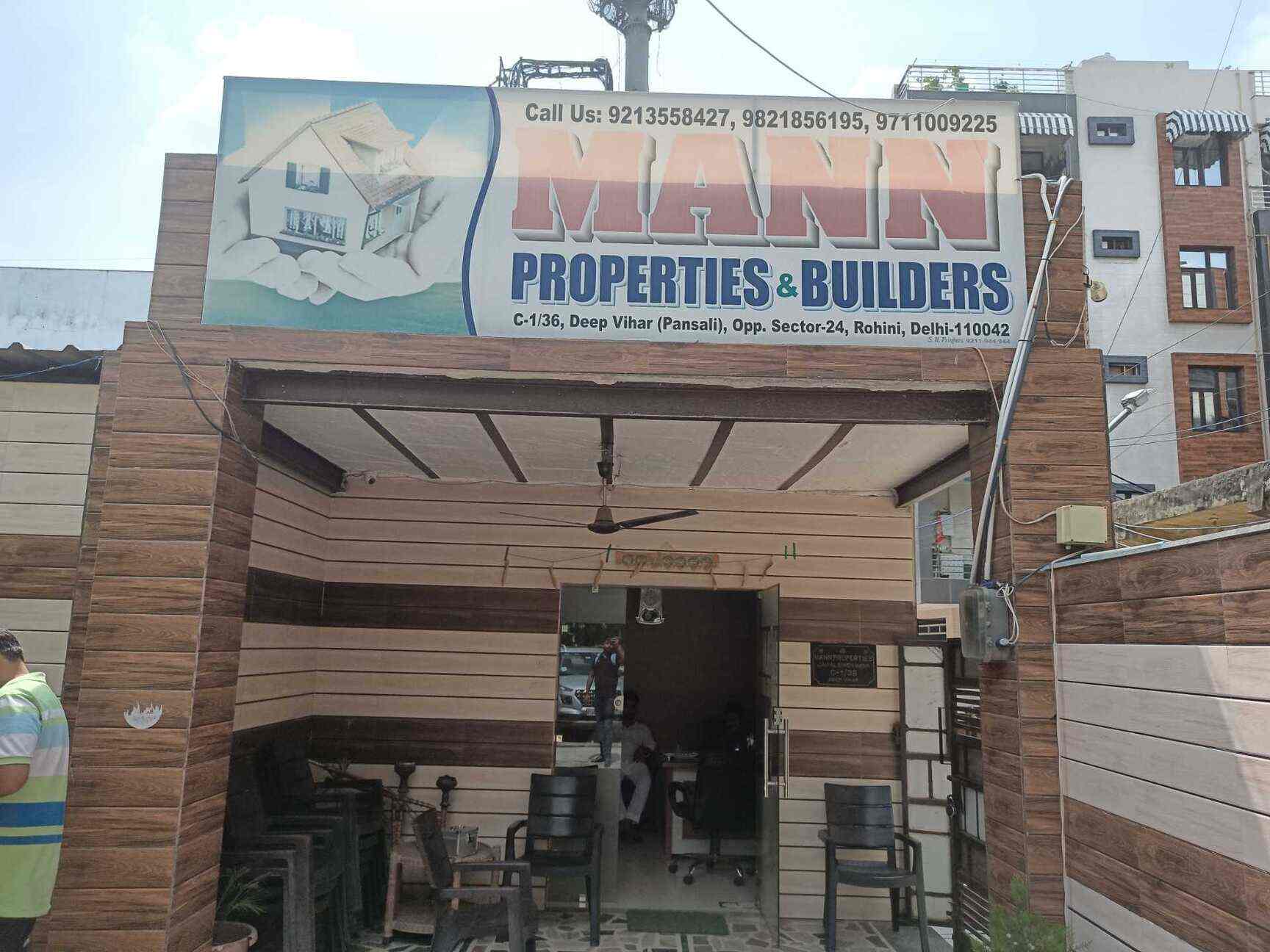 Maan properties in Deep Vihar,Delhi Best Estate Agents For Farm House