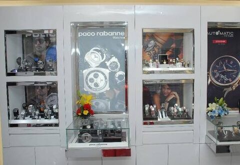 World of titan paschim vihar Clearance