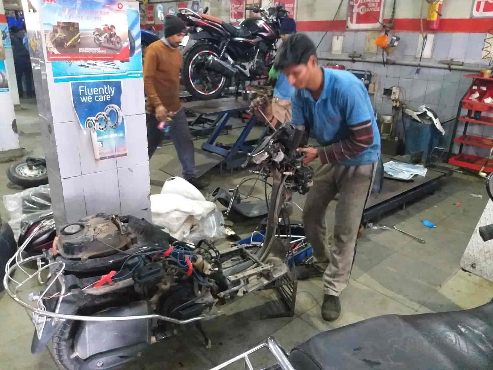 Vishwakarma Auto Centre in Najafgarh,Delhi Best Motorcycle Spare Part