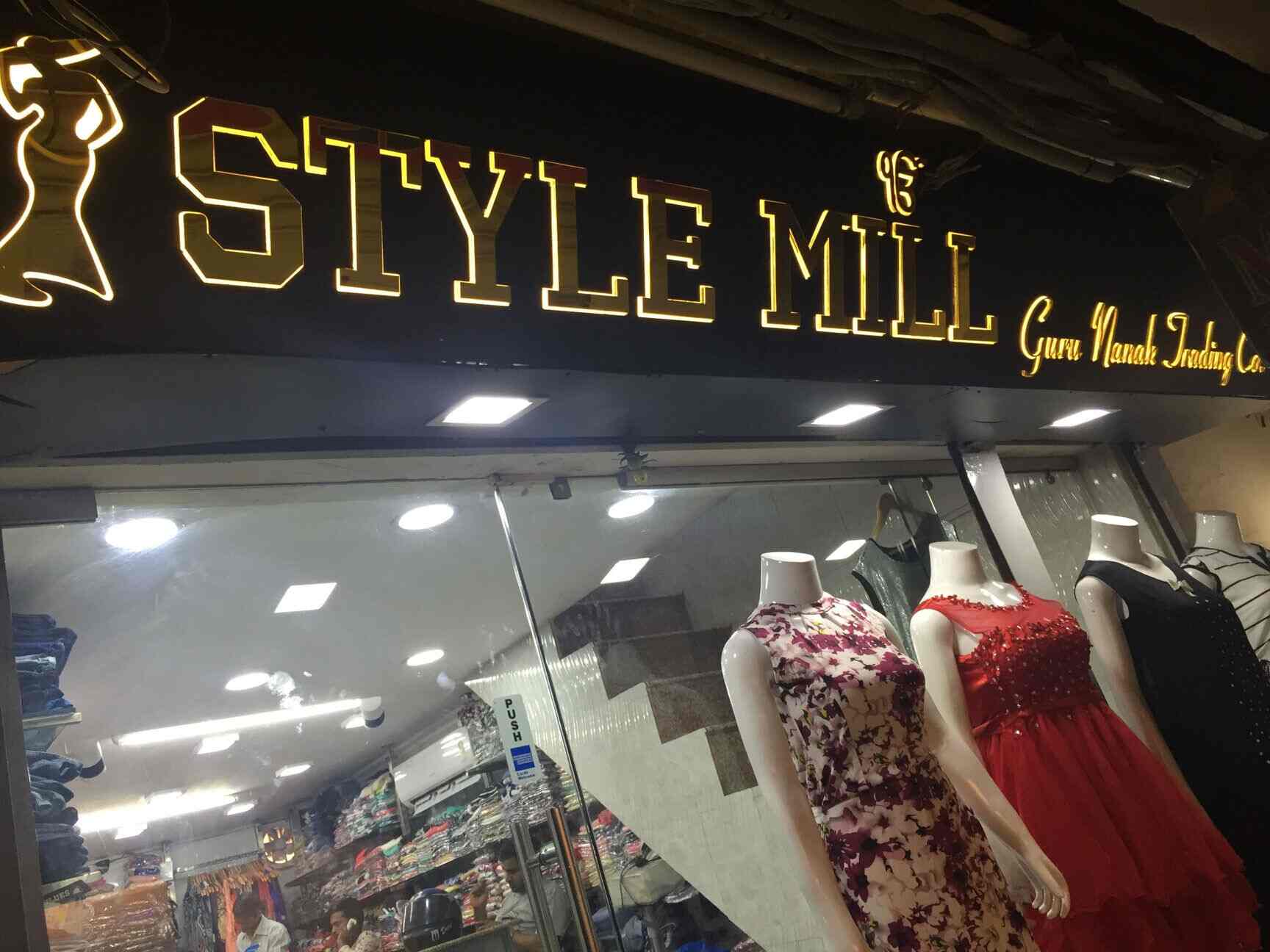 Ladies Kurti Wholesalers In Delhi, Designer Women Kurtis