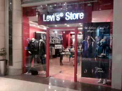 Levis saket clearance