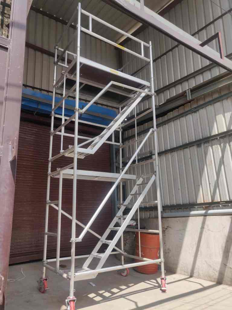 Top Aluminium Scaffolding On Rent in Thrissur एल्युमीनियम