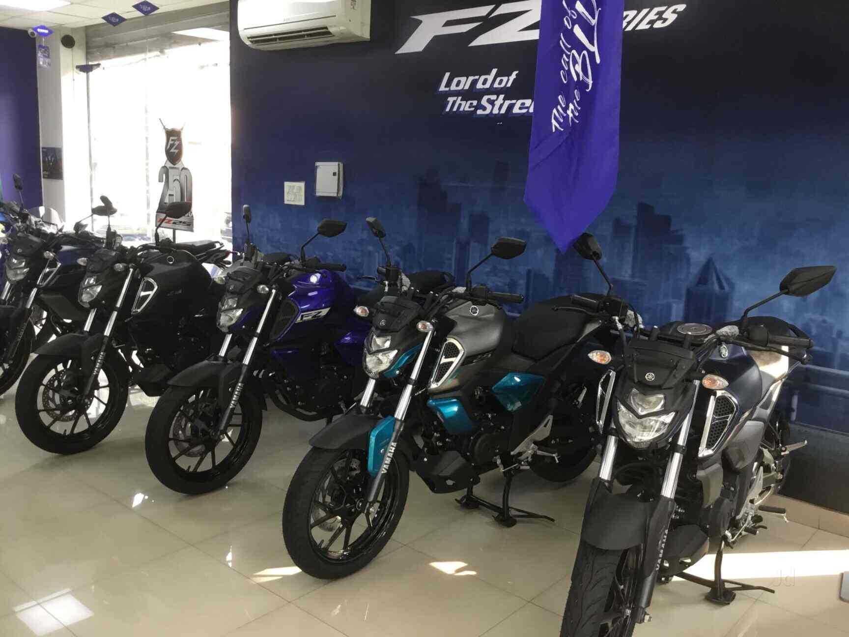 Excellent Yamaha Motors, Rohini Sector 6 Automobile Part Dealers in