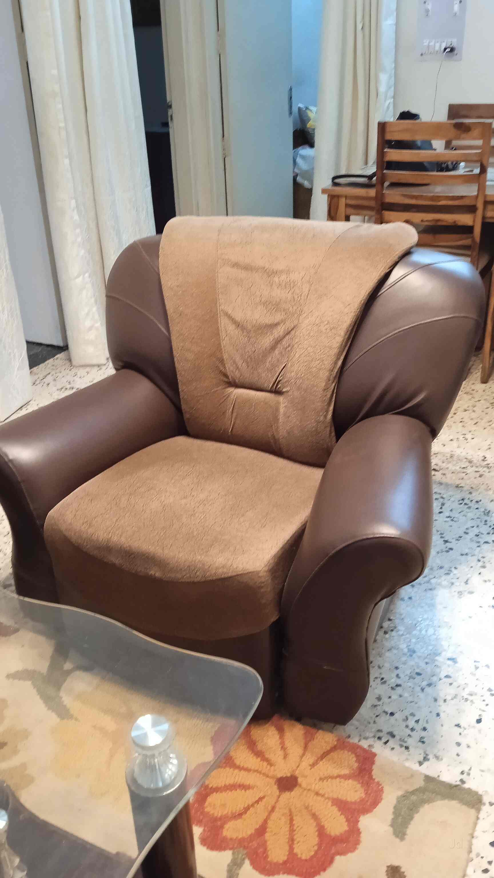 Top Second Hand Furniture Buyers in Atlas Chowk Best Old Furniture