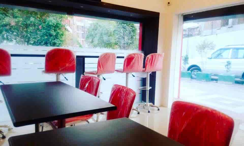 Karim's in Rani Bagh,Delhi Order Food Online Best Mughlai