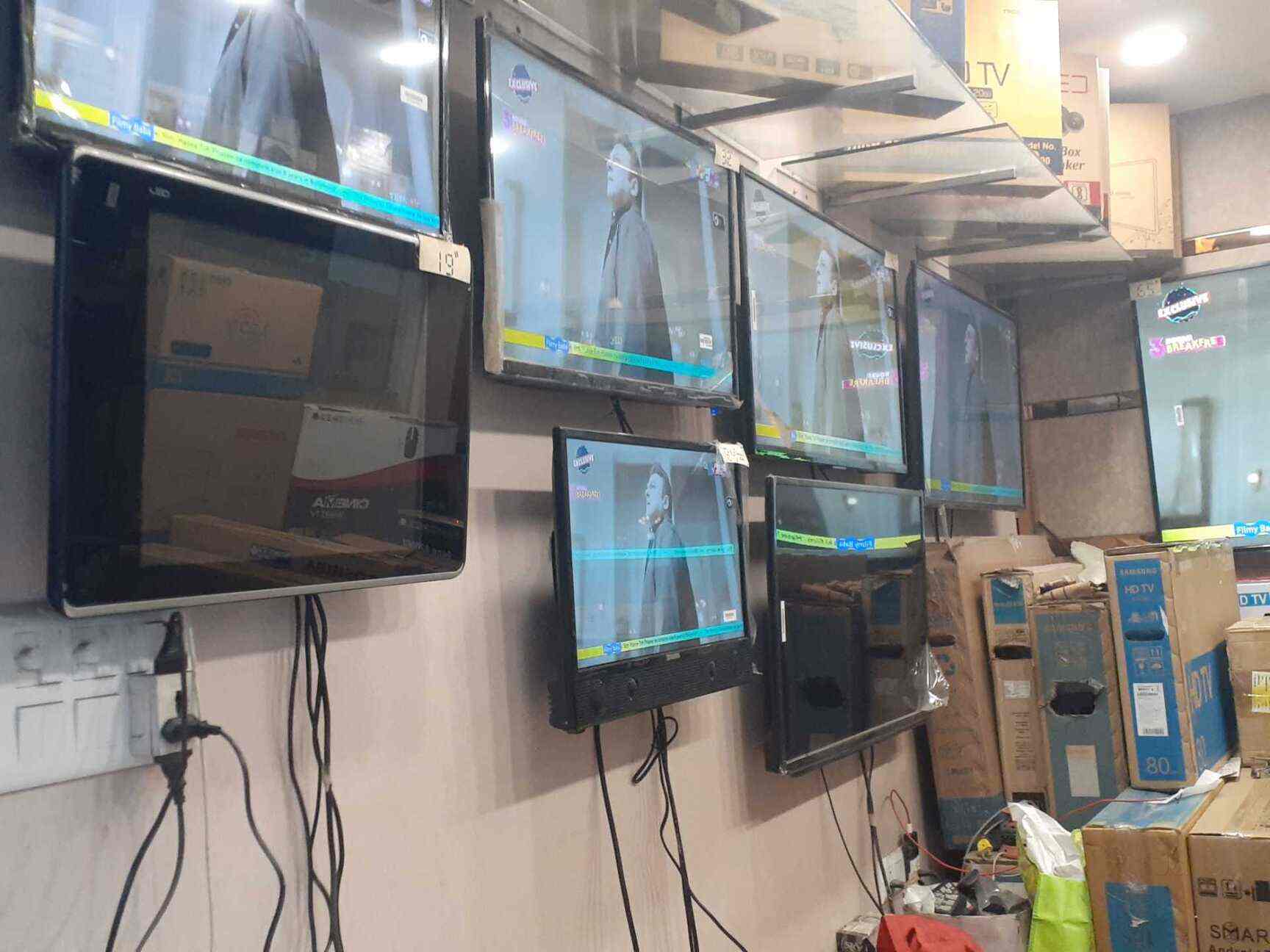 Subhash Electronic in Karol Bagh,Delhi Best LCD TV Dealers in Delhi