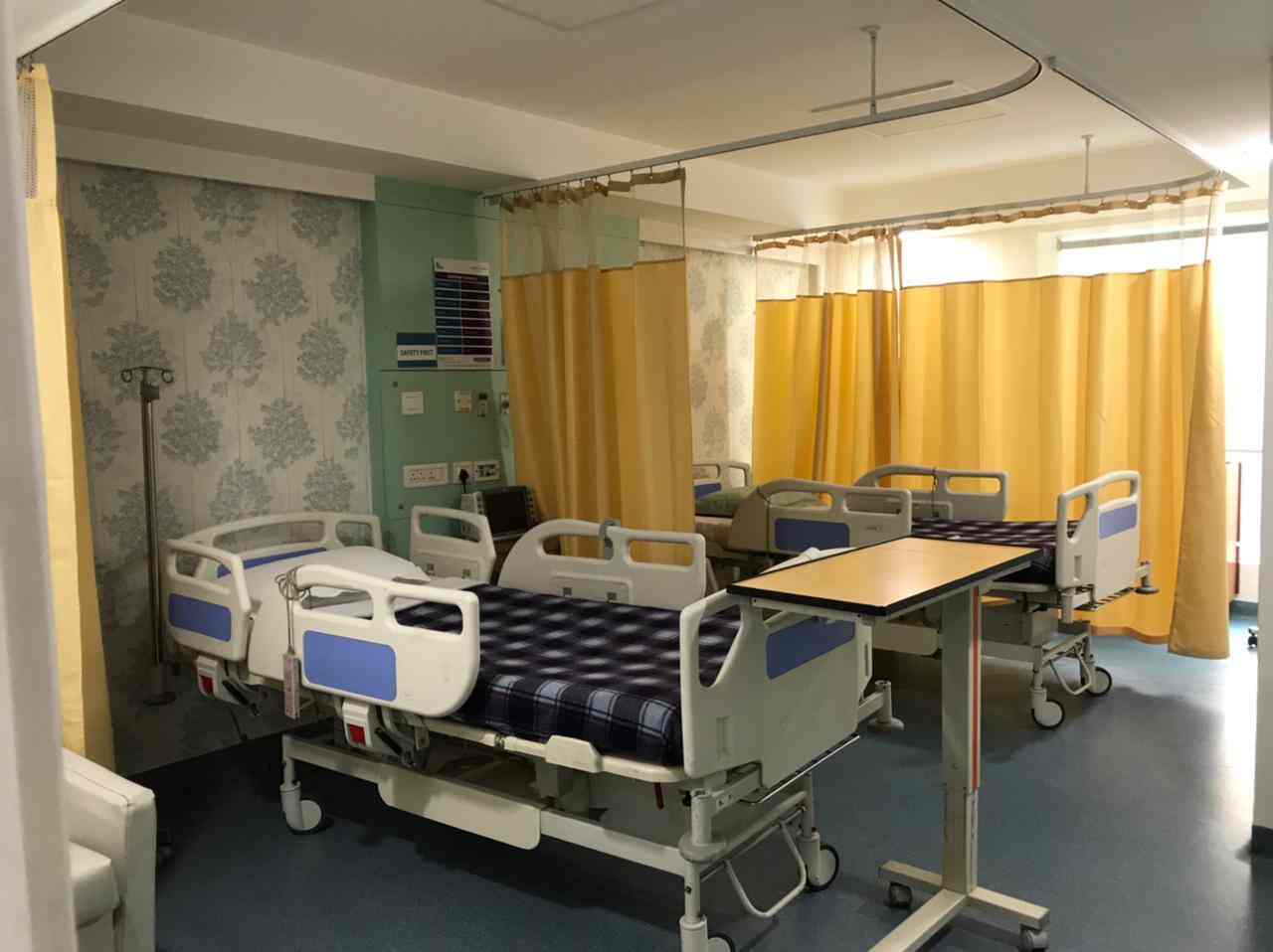 Dr. Kapil Aggarwal (Apollo Cradle & Childrens Hospital) in East Of