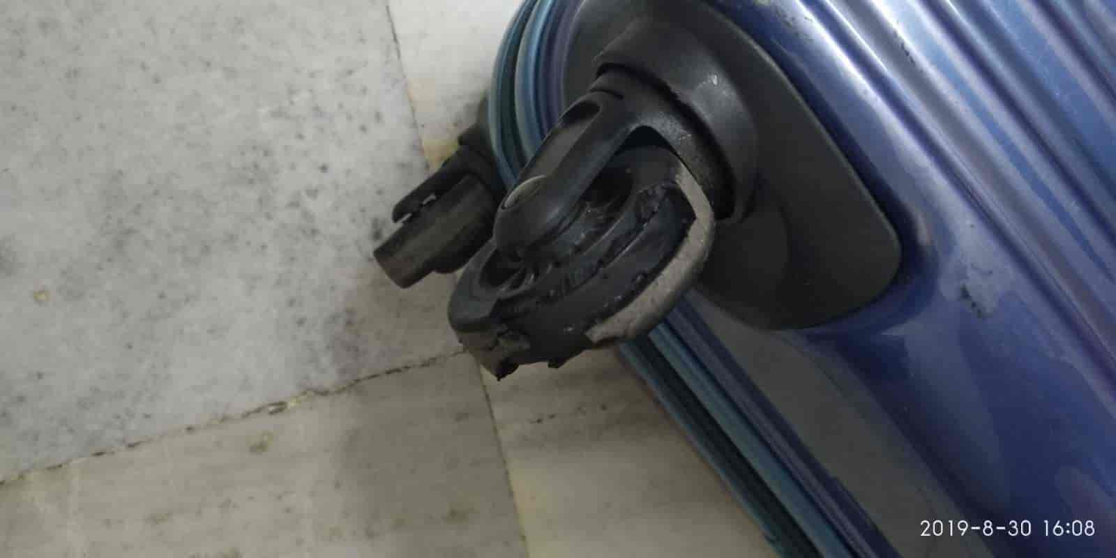 Top Vip Suitcase Repair & Services in Faridabad NIT Best Vip Suitcase