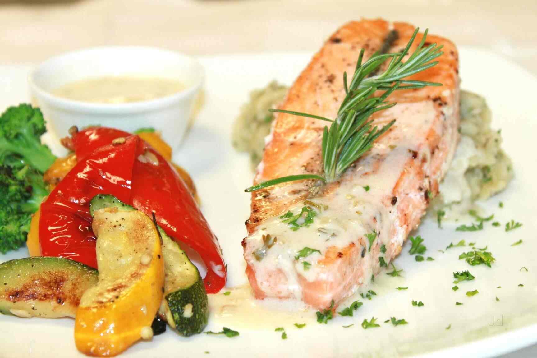 Eggspectation in Greater Noida,Delhi Book a Table Best Continental