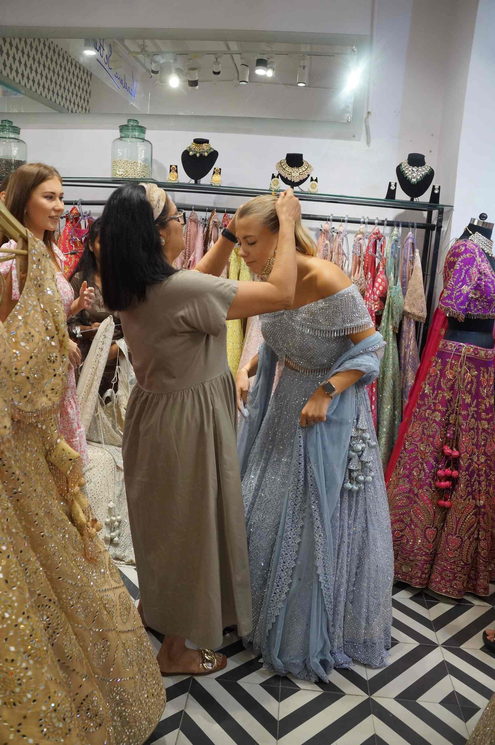 Vandana Sethi Designer in Shahpur Jat,Delhi Best Fashion Designer