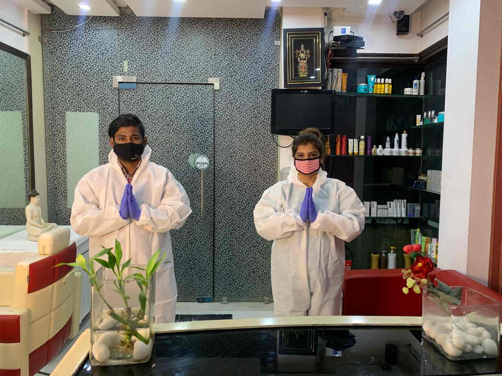 Find list of Enrich Salons in Gitanjali EnclaveMalviya Nagar, Delhi