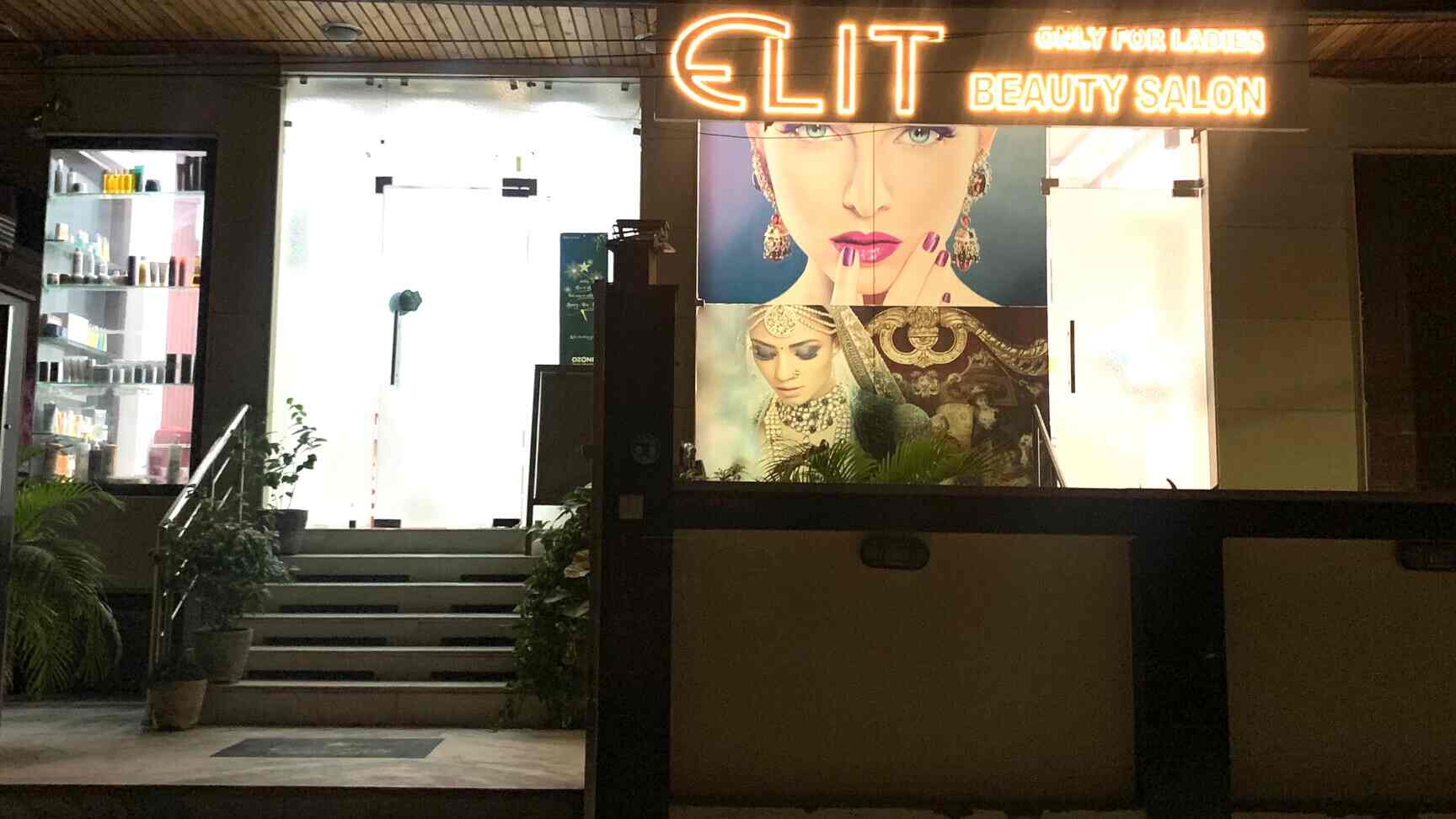 Find list of Enrich Salons in Gitanjali EnclaveMalviya Nagar, Delhi
