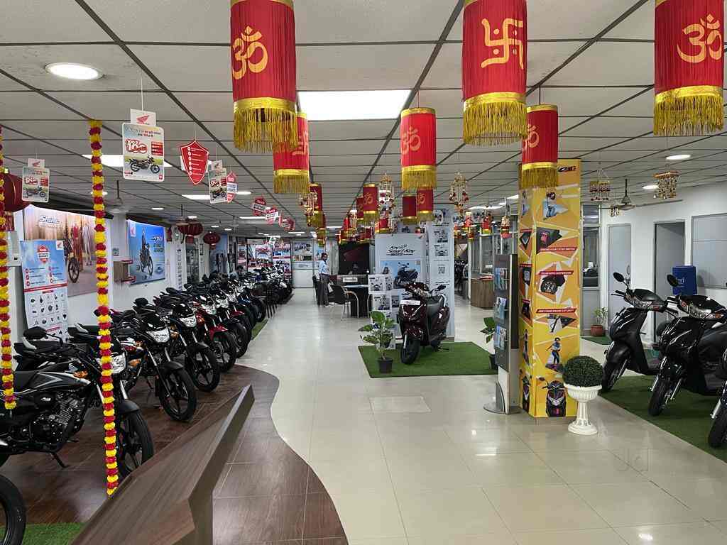 Top Honda Motorcycle Repair & Services in Noida Sector 16 Best Honda