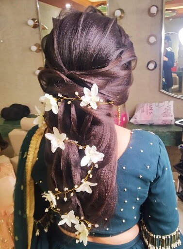 Bhawna Makeovers Salon in Prashant Vihar - Best Beauty Parlours in Delhi - Justdial Bhawna Makeovers Salon in Prashant Vihar - Best Beauty Parlours in Delhi - Justdial