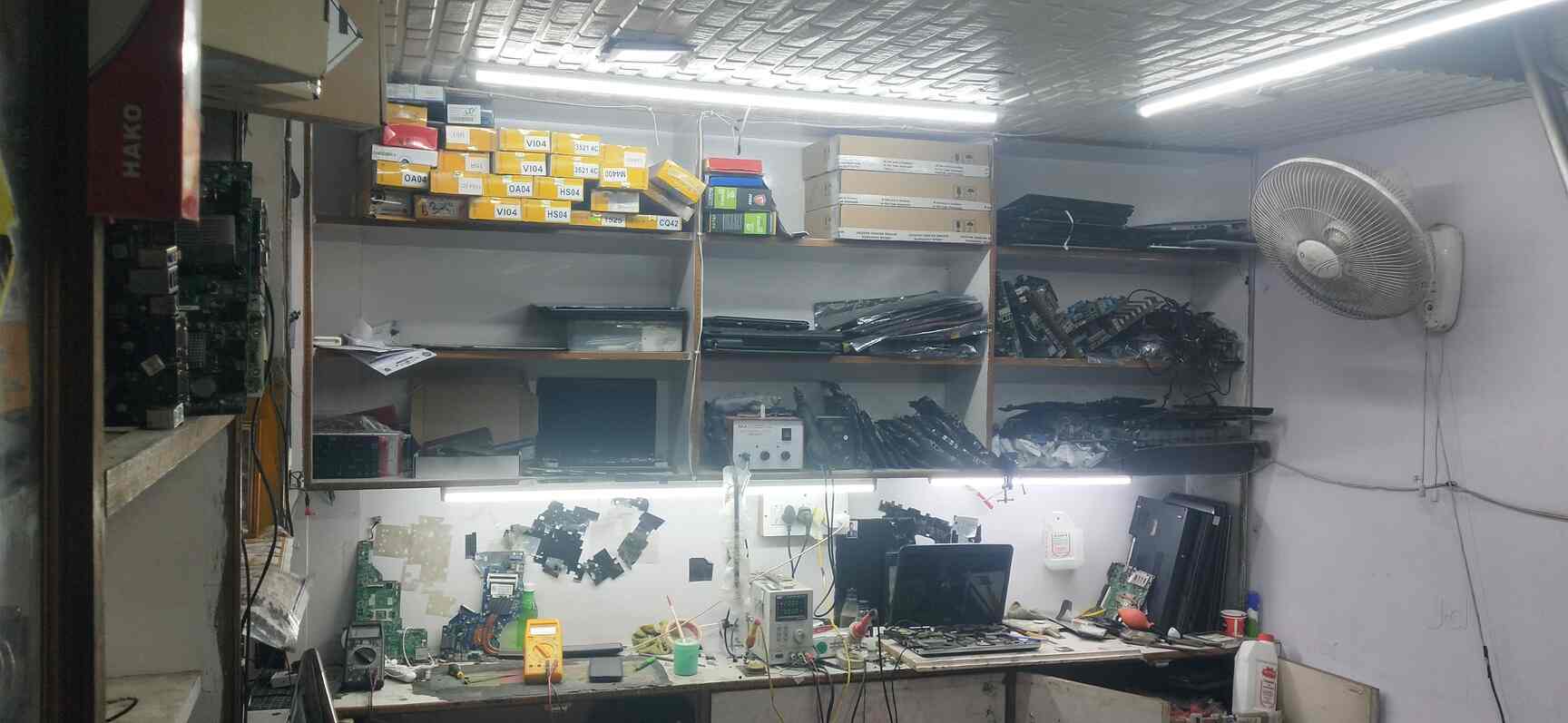 Super Tech Computers in Janakpuri,Delhi Best Computer Repair