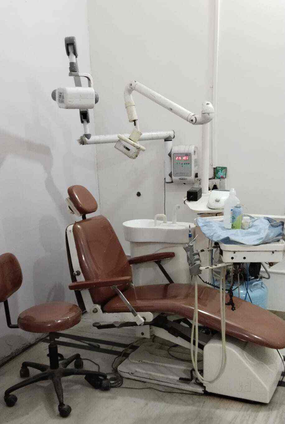 Jain Dental Care Centre in Ballabhgarh Sector 1,Delhi Best Dentists