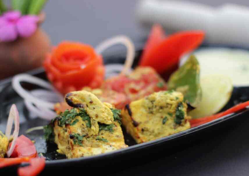 Baithak 55 in Gurgaon Sector 55,Delhi Order Food Online Best Home