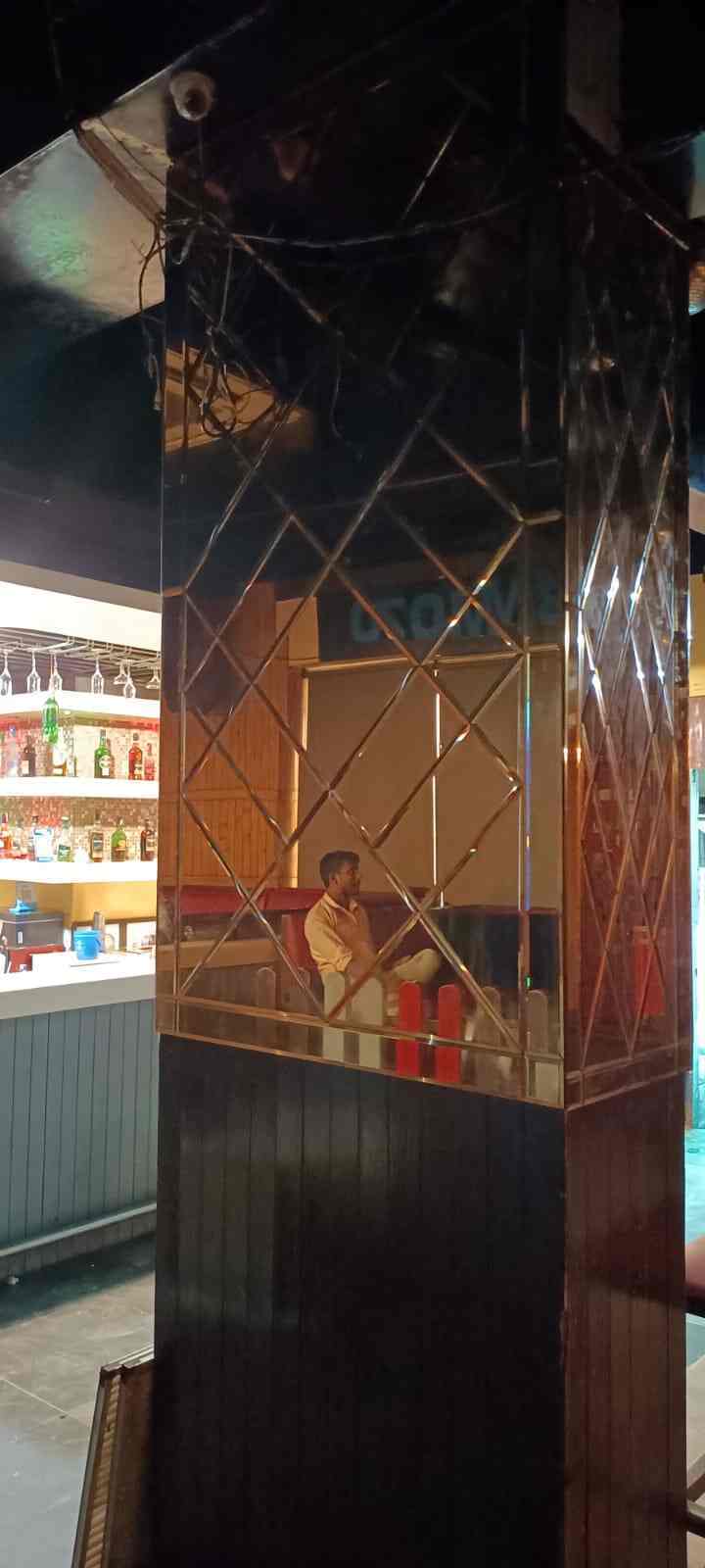 Jai Ambey Glass and Aluminium Work in Gurgaon,Delhi Best Automobile