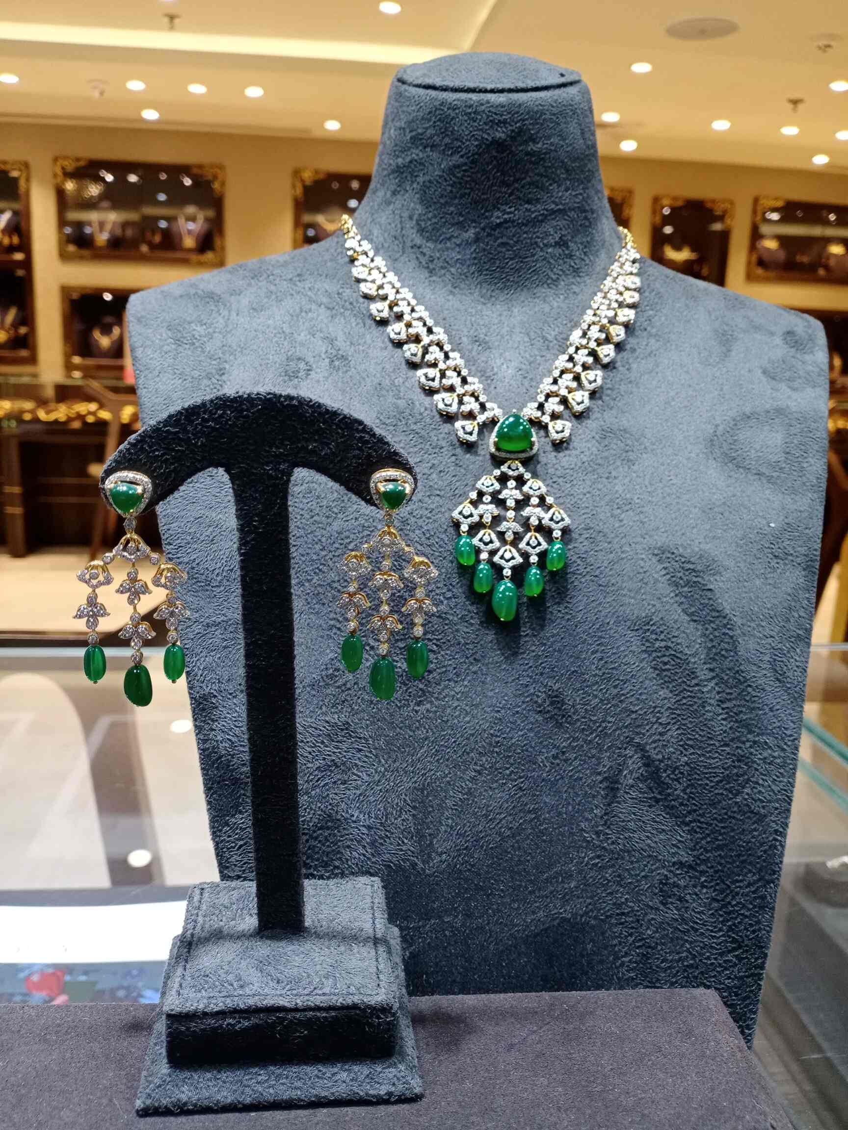 Jewellery Showrooms in Rohini, Delhi Jewellery Shops Justdial