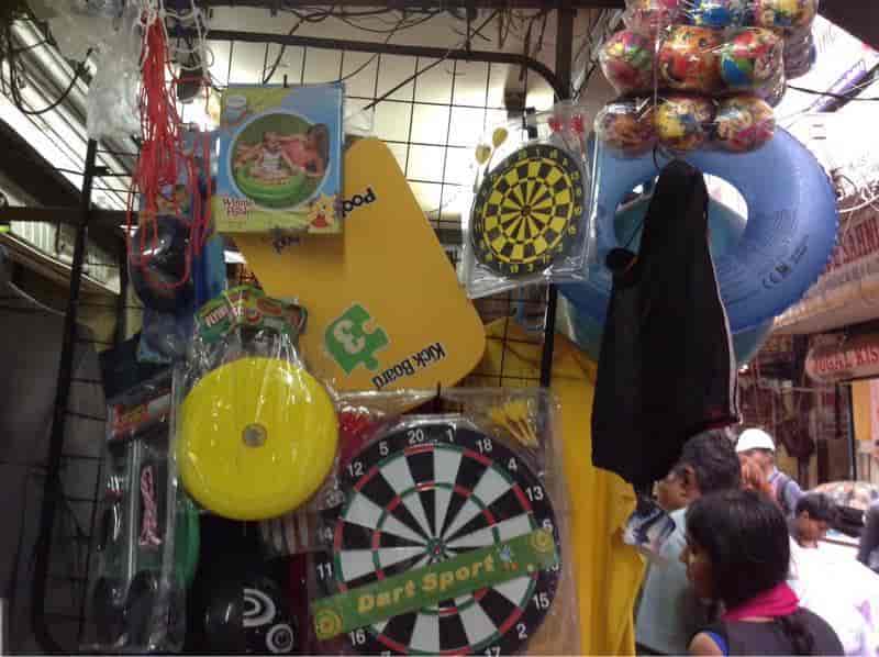 Gulati Sports in Sadar Bazar,Delhi Best Sports Accessory Dealers in