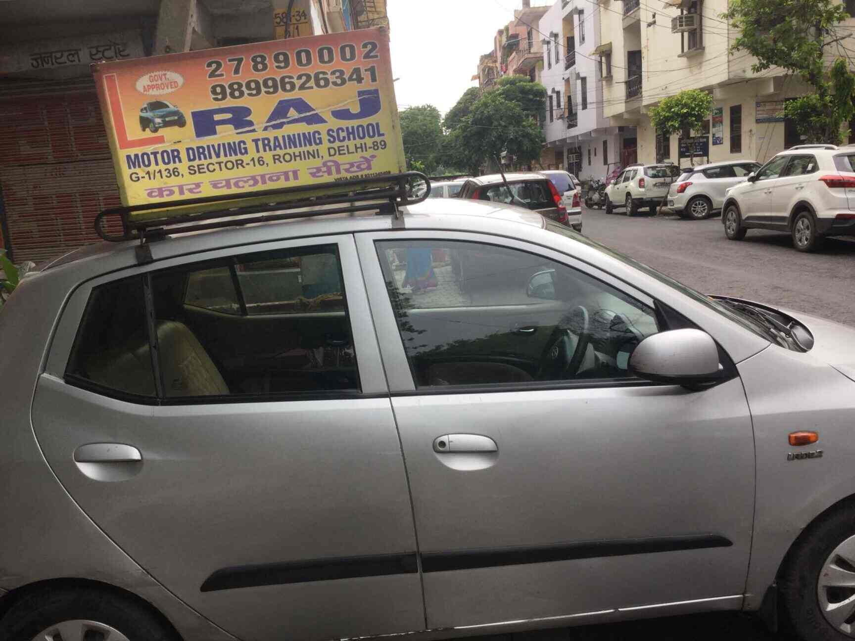 Top Driving Schools near Ambience MallRohini Sector 10, Delhi Best