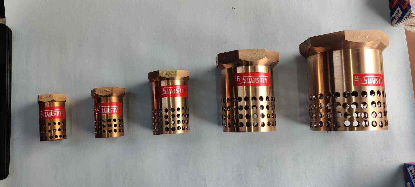 Bhatia Pipe Store Dealer from Chawri Bazar, Delhi, India Company Profile