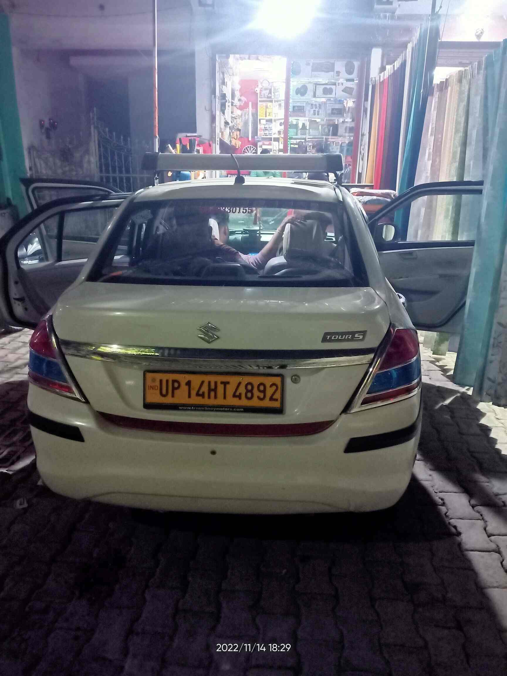 Khan Accessories in Near Hanuman Dham Mandir,Delhi Best Car Accessory