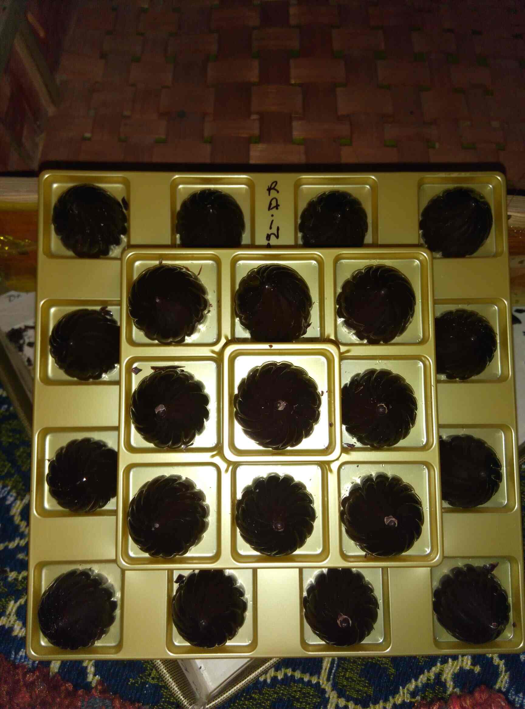 Rainas Home Make Chocolate in Ashok Vihar Phase 3,Delhi Best Homemade Chocolate Manufacturers