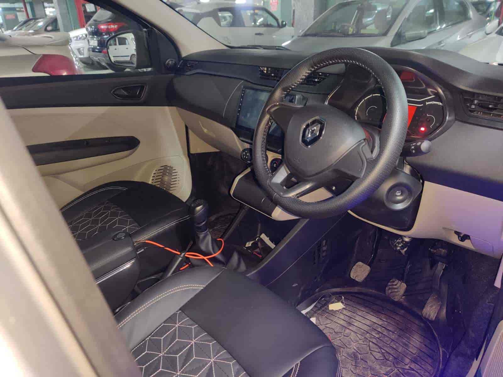 Prodigy Cab Service in Pitampura,Delhi Best Car Rental in Delhi