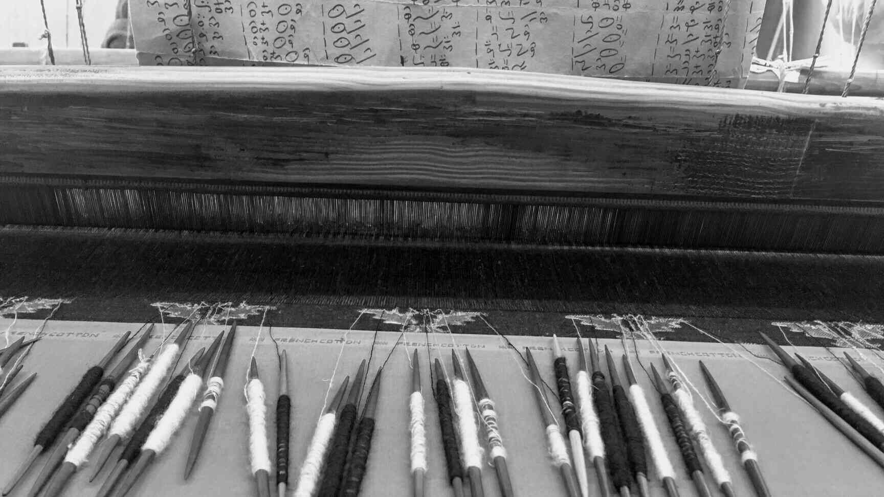 Kashmir Loom Company in Nizamuddin East,Delhi Best Kashmiri Shawl