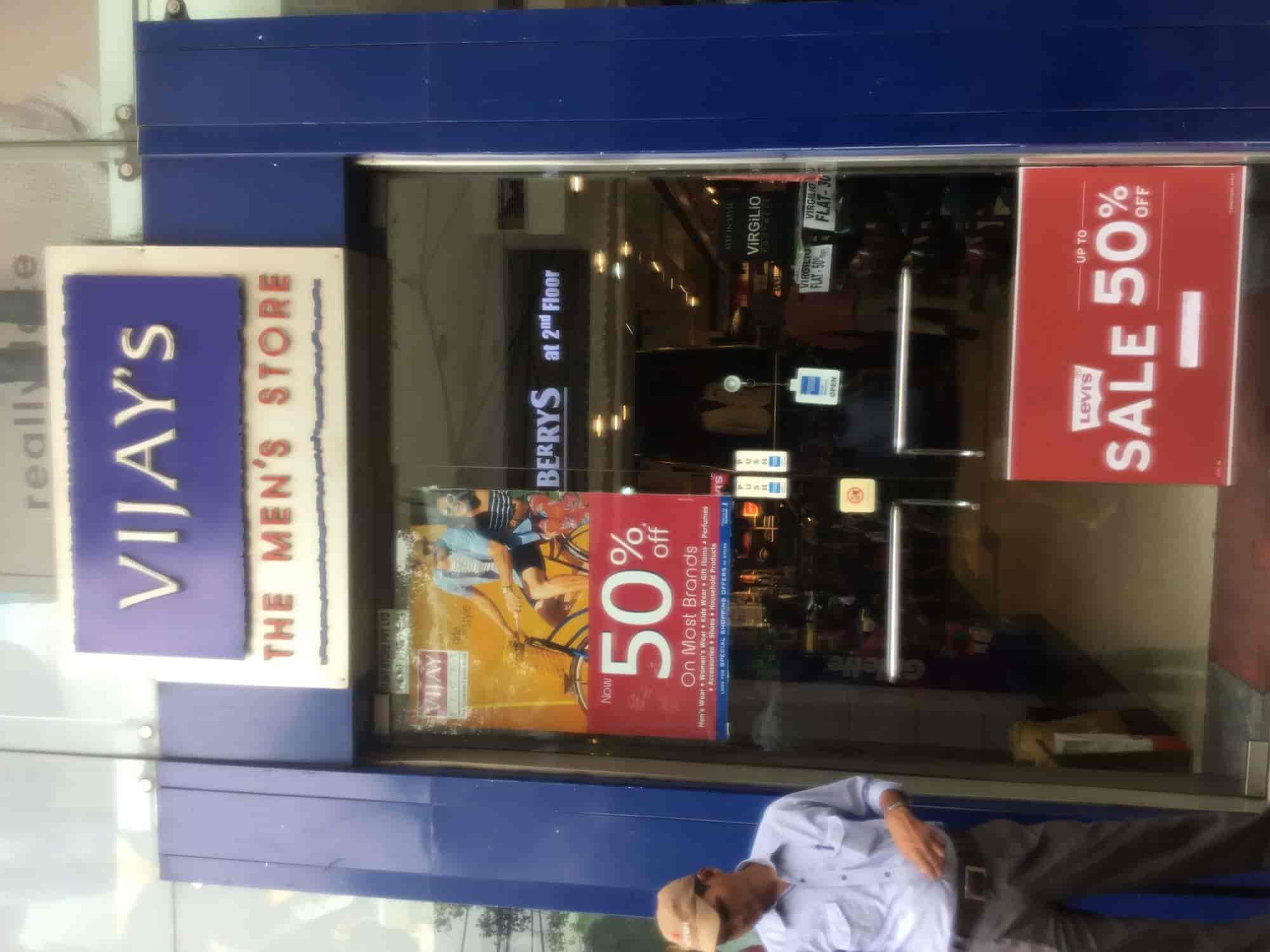 vijay stores model town