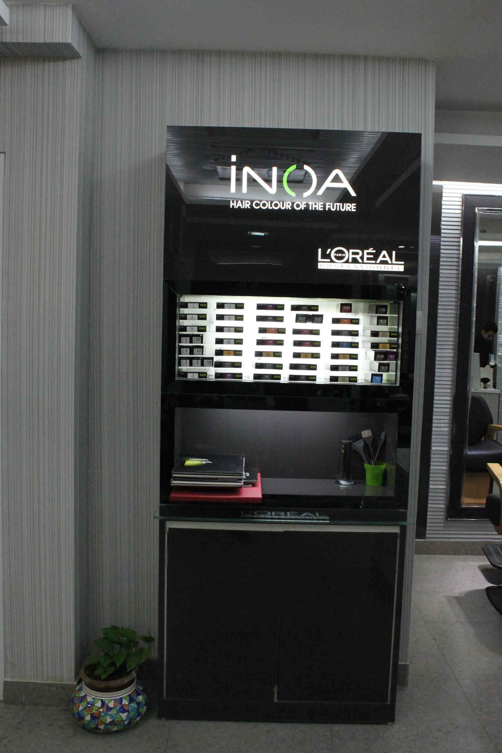 Looks Salon in East Patel Nagar,Delhi Best Salons in Delhi Justdial