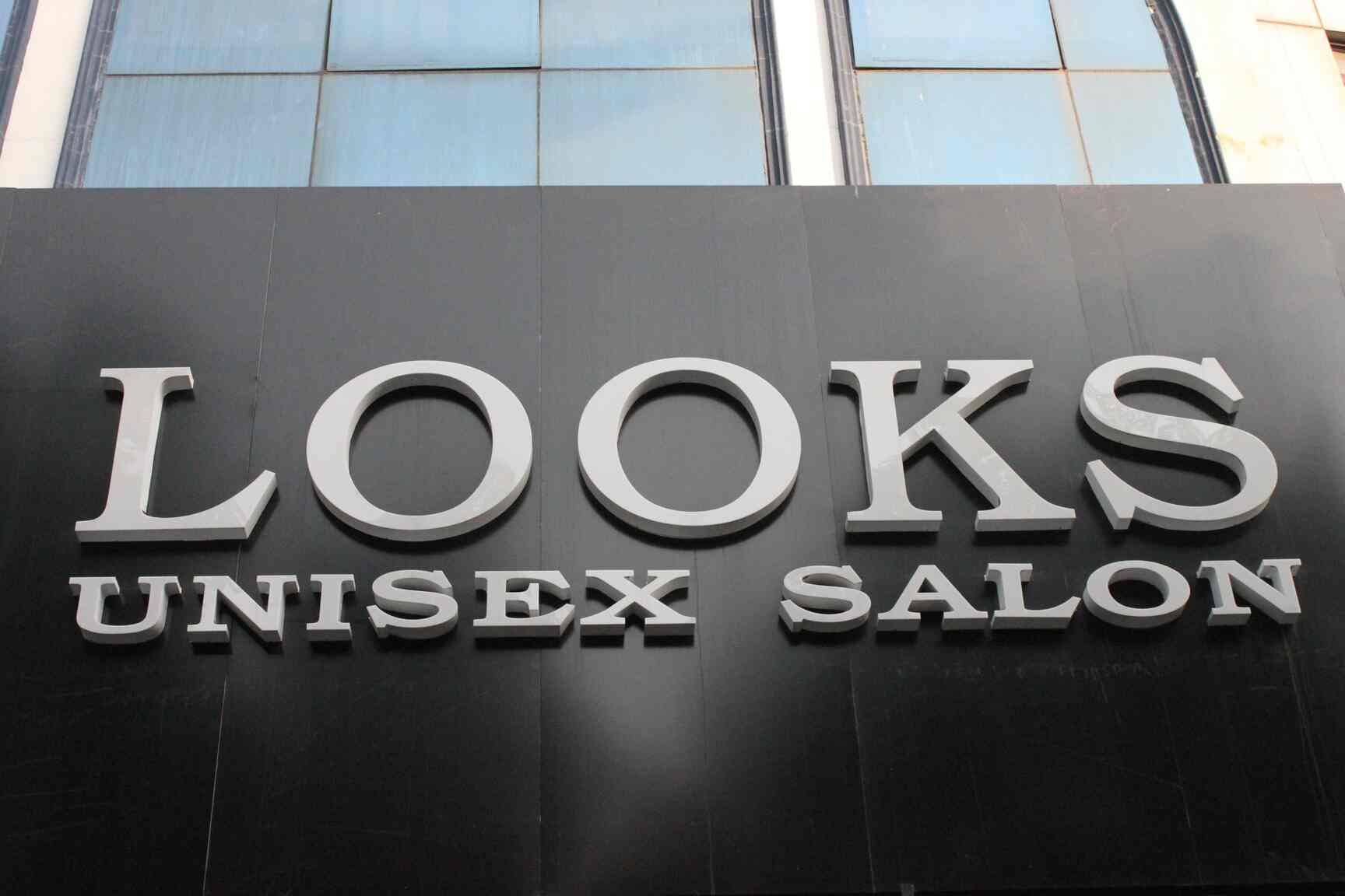 Looks Salon in East Patel Nagar,Delhi Best Salons in Delhi Justdial