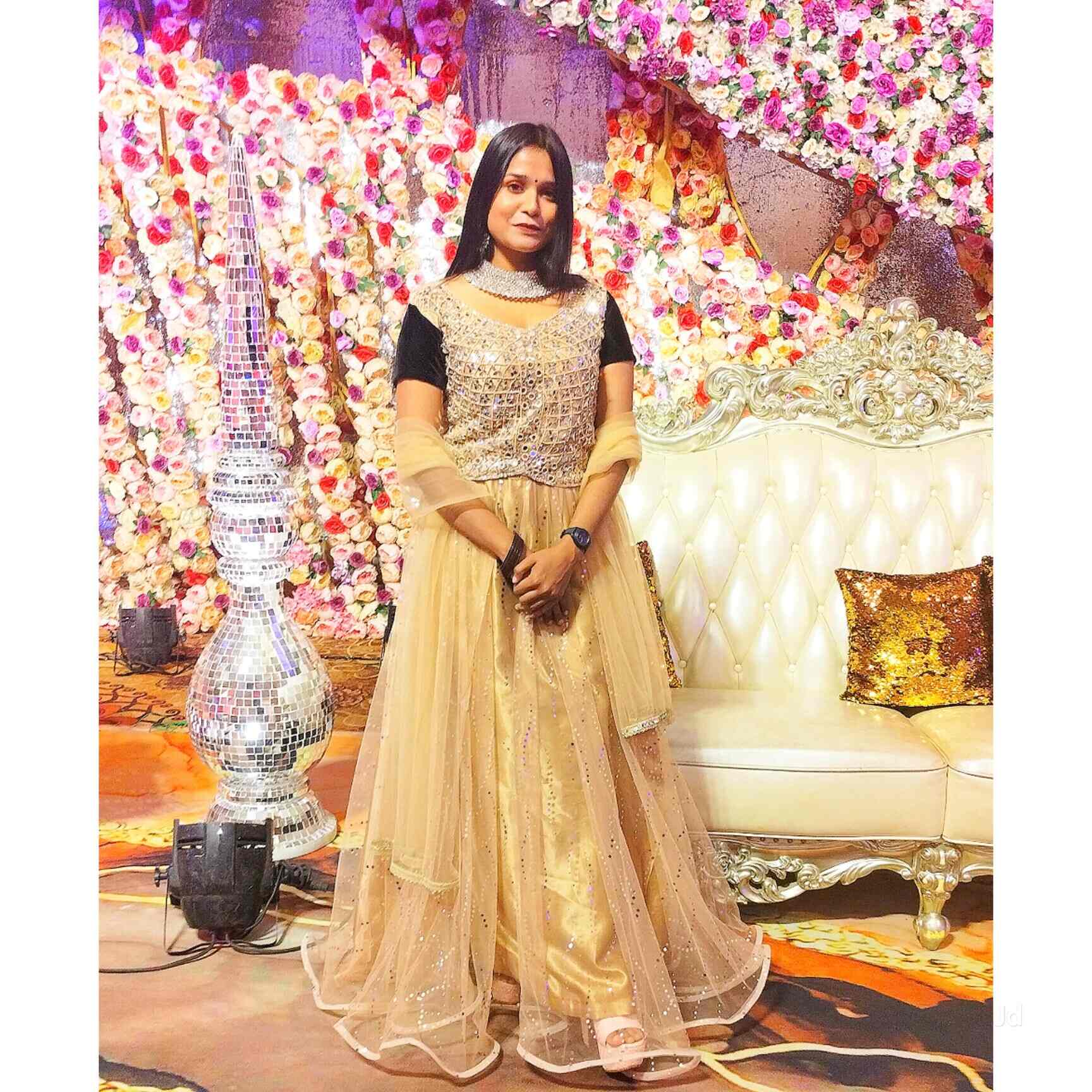 Top Host Services For Events in New Delhi Best Anchoring Services For