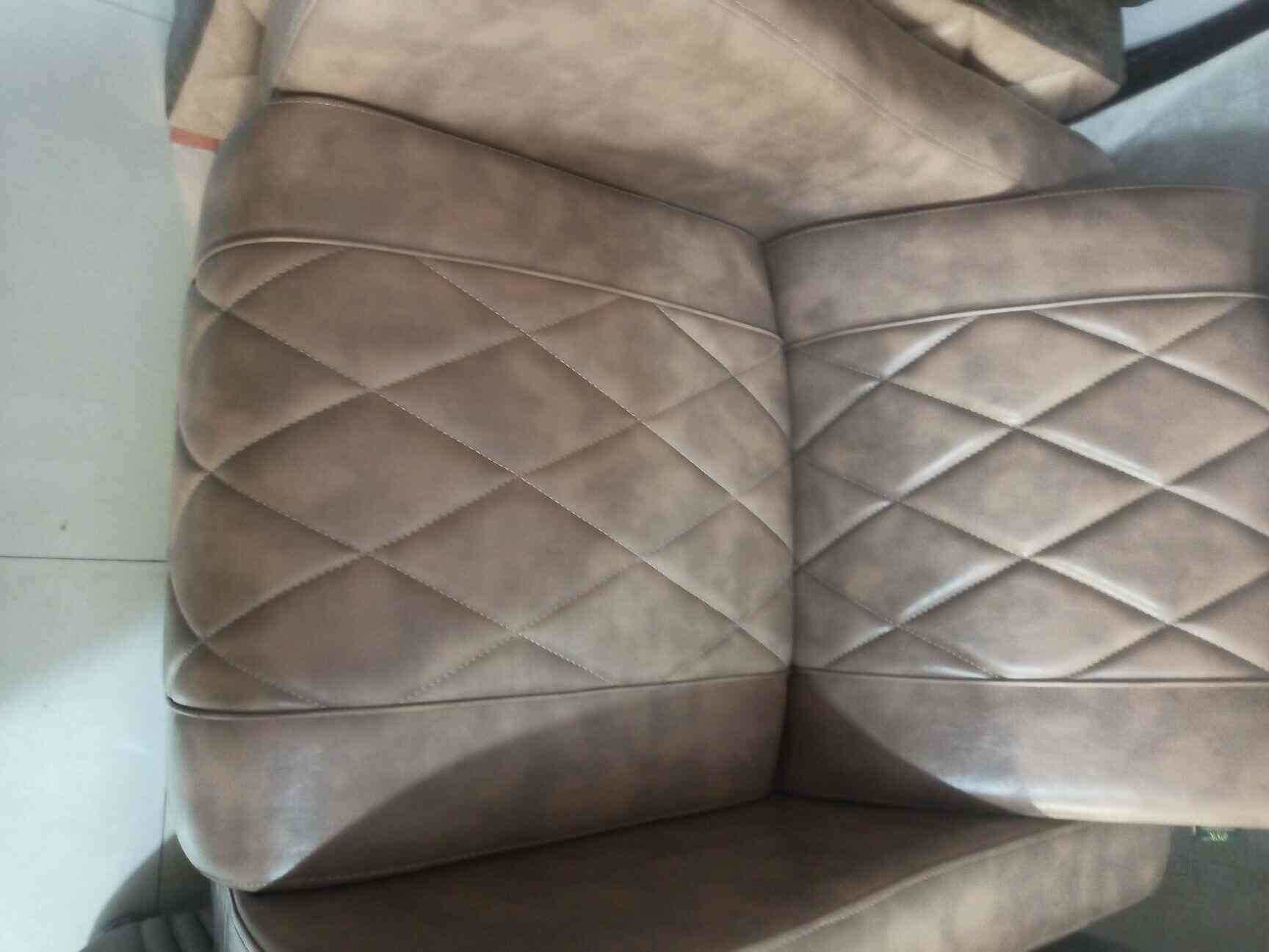 Top Beauty Parlour Furniture Dealers in Narela Best Salon Furniture