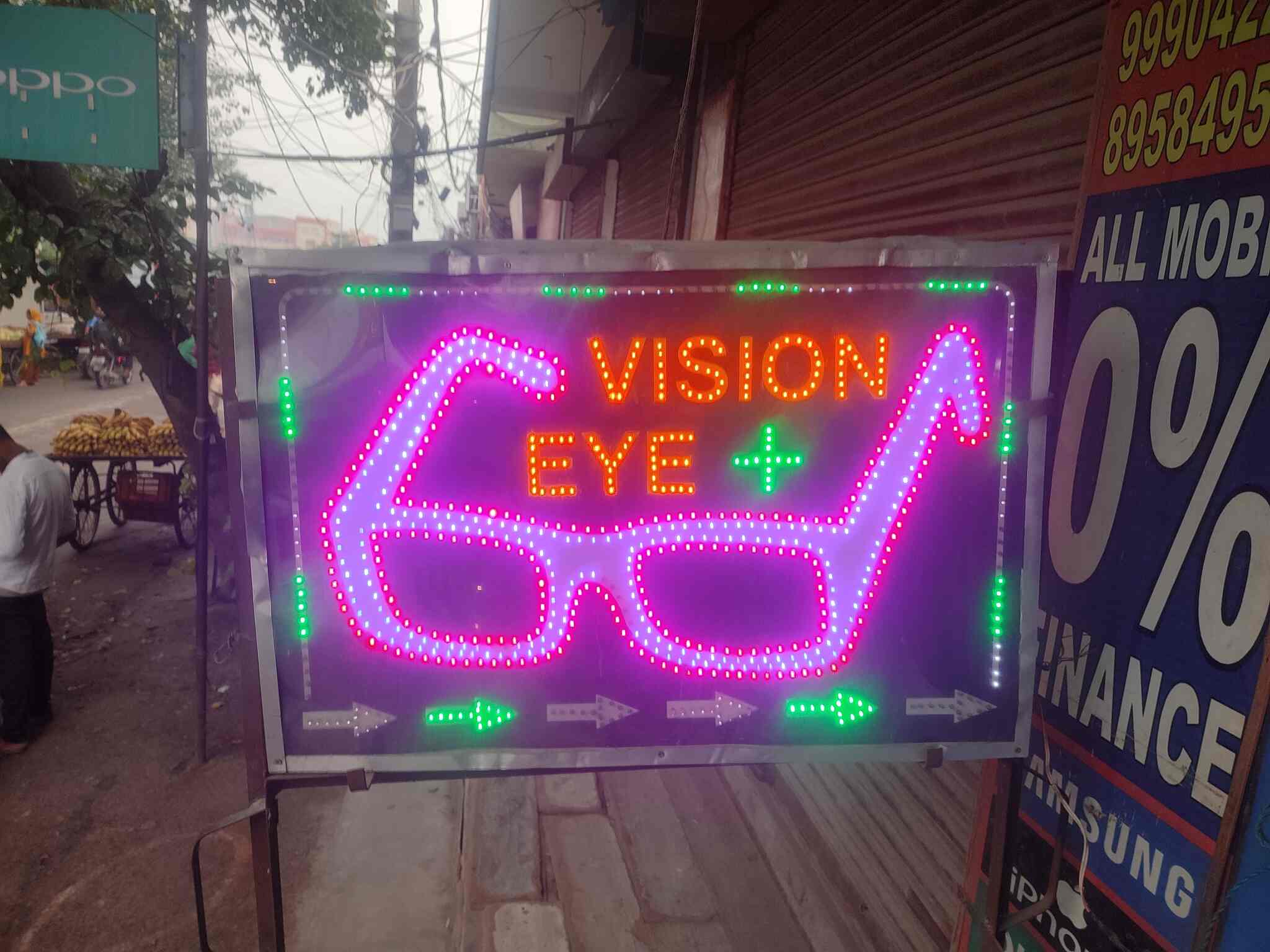 Vision World Levittown - xqja217