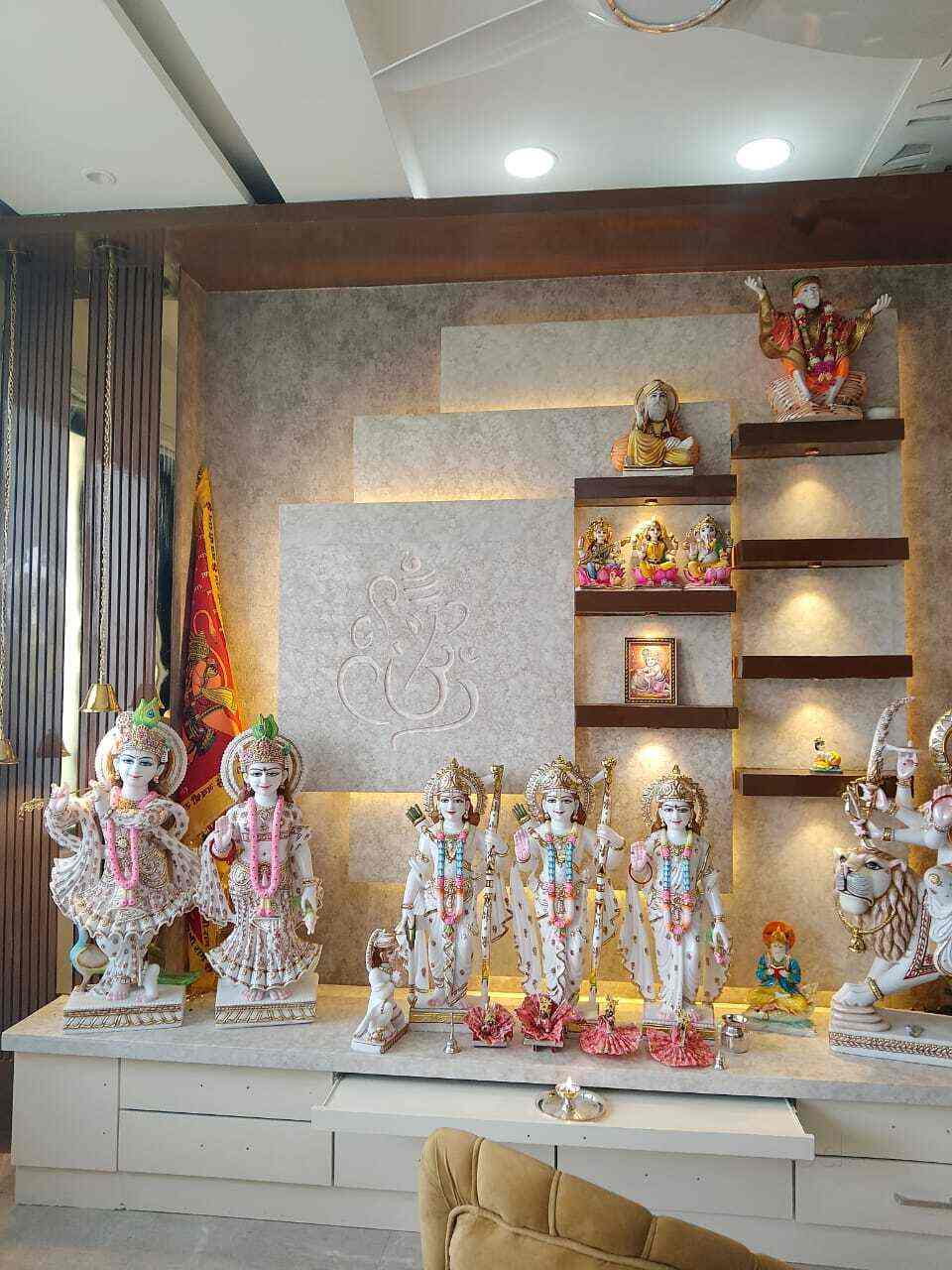 Top Furniture Polishing Services in Shalimar Bagh Best Wooden