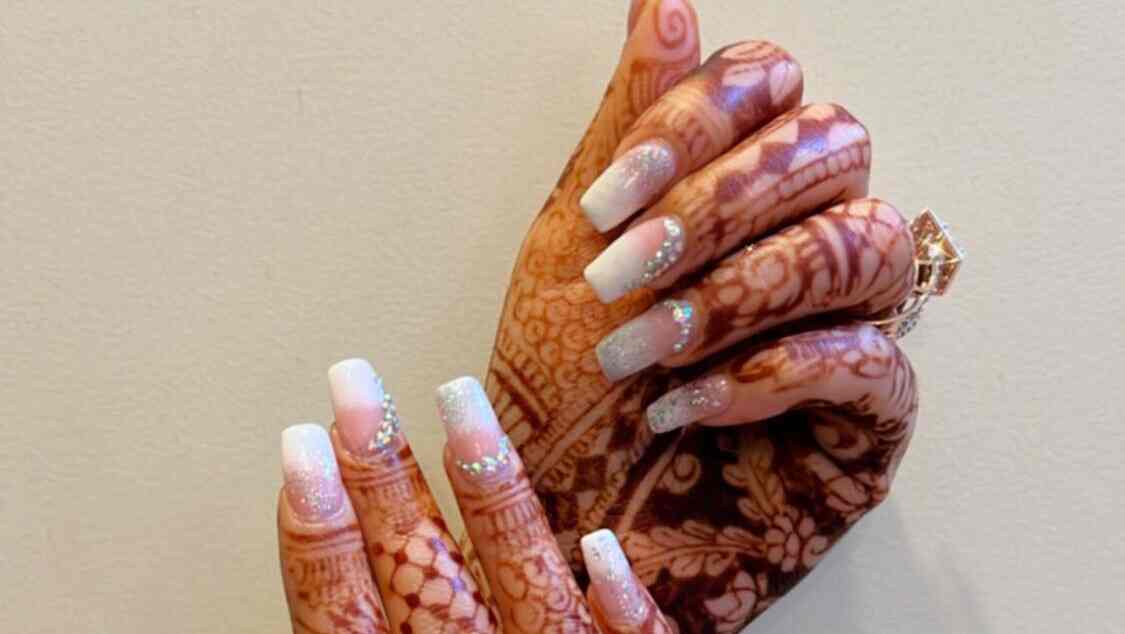 Shingar Nail Studio in Ashok Vihar,Delhi Best Acrylic Nail Extension