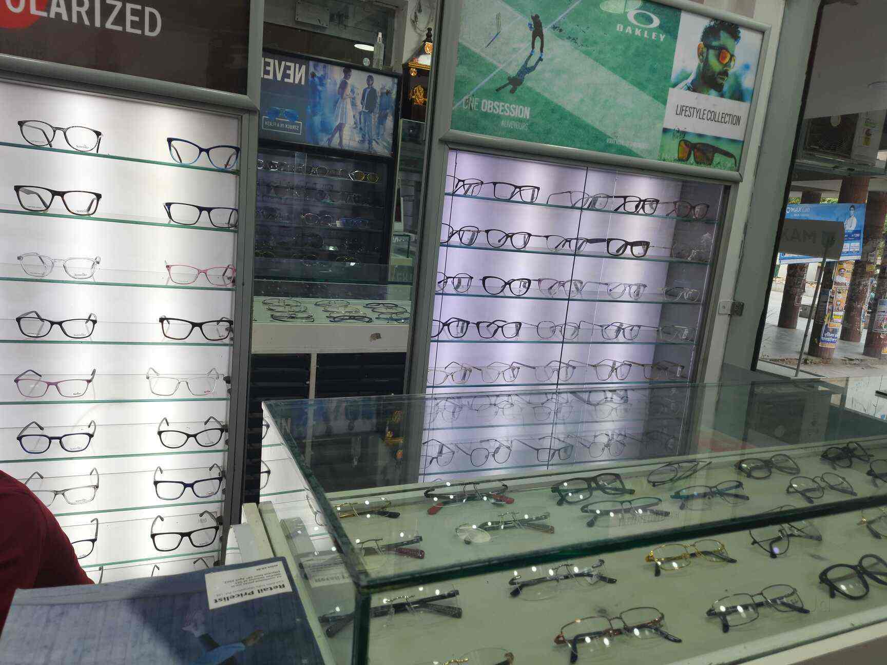 Shivam Optical in Mayur Vihar Phase 1 Extension,Delhi Best AlconContact Lens Solution Dealers