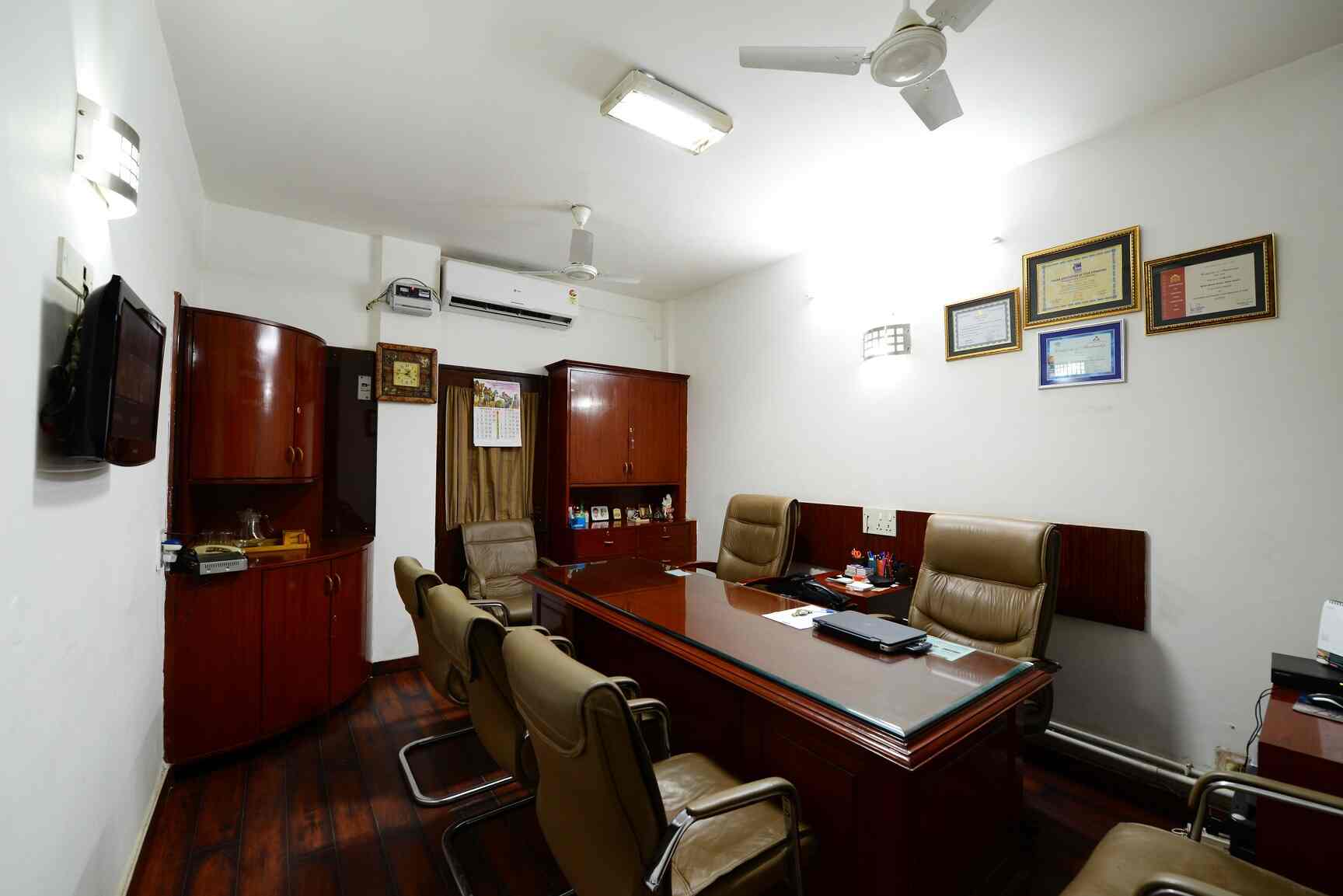 Luxury Resorts near Central MarketLajpat Nagar, Delhi Top Resorts