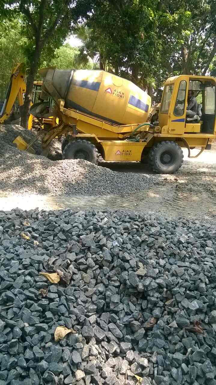 Top Concrete Mixers On Rent near Mangla HospitalTilak Nagar Best