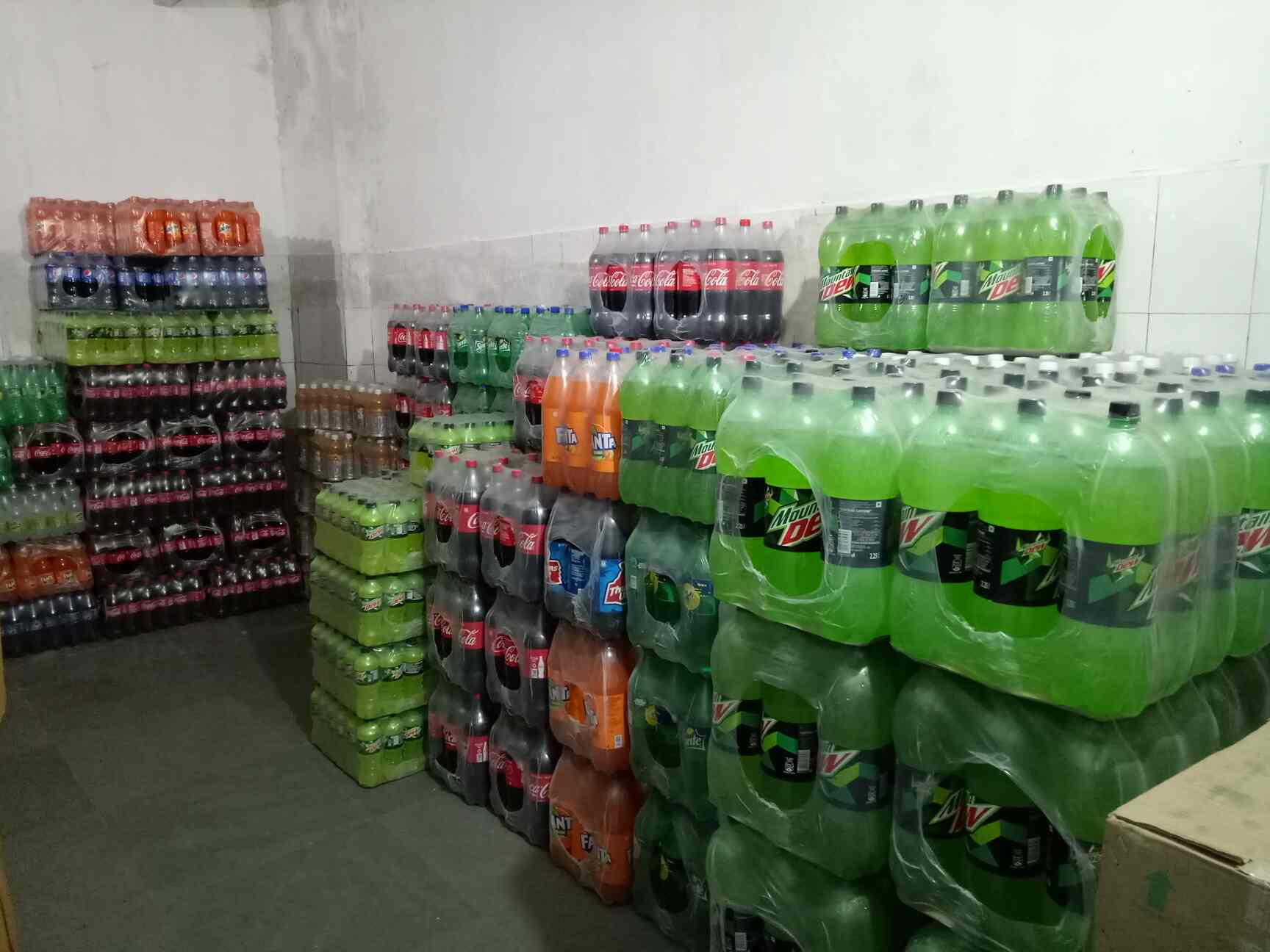 Top Soft Drink Wholesalers in Dilshad Garden Best Cold Drink