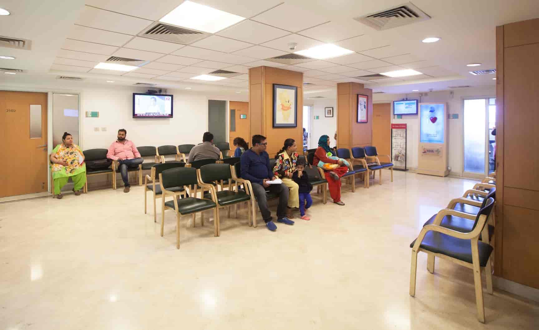 Top Endoscopy Centres in Mandawali Best Hospital Endoscopy Delhi near