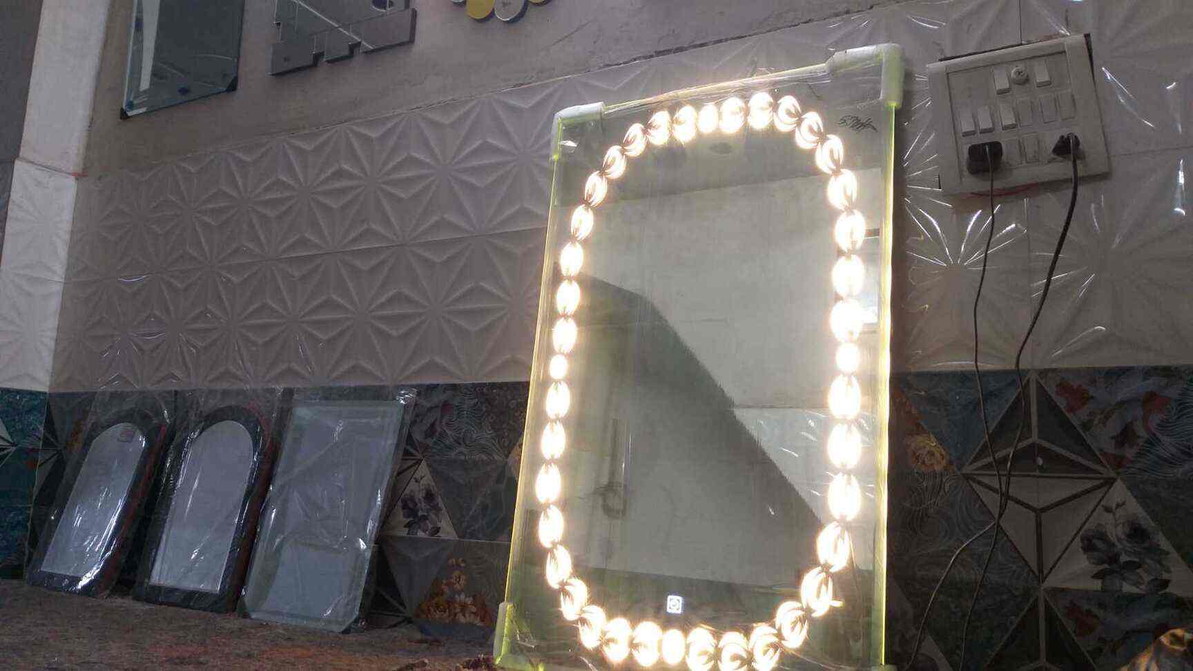 Catalogue Zoya Glass in Pahar Ganj , Delhi Justdial