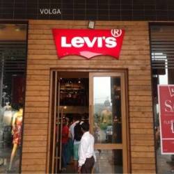 Nearest levi's deals outlet