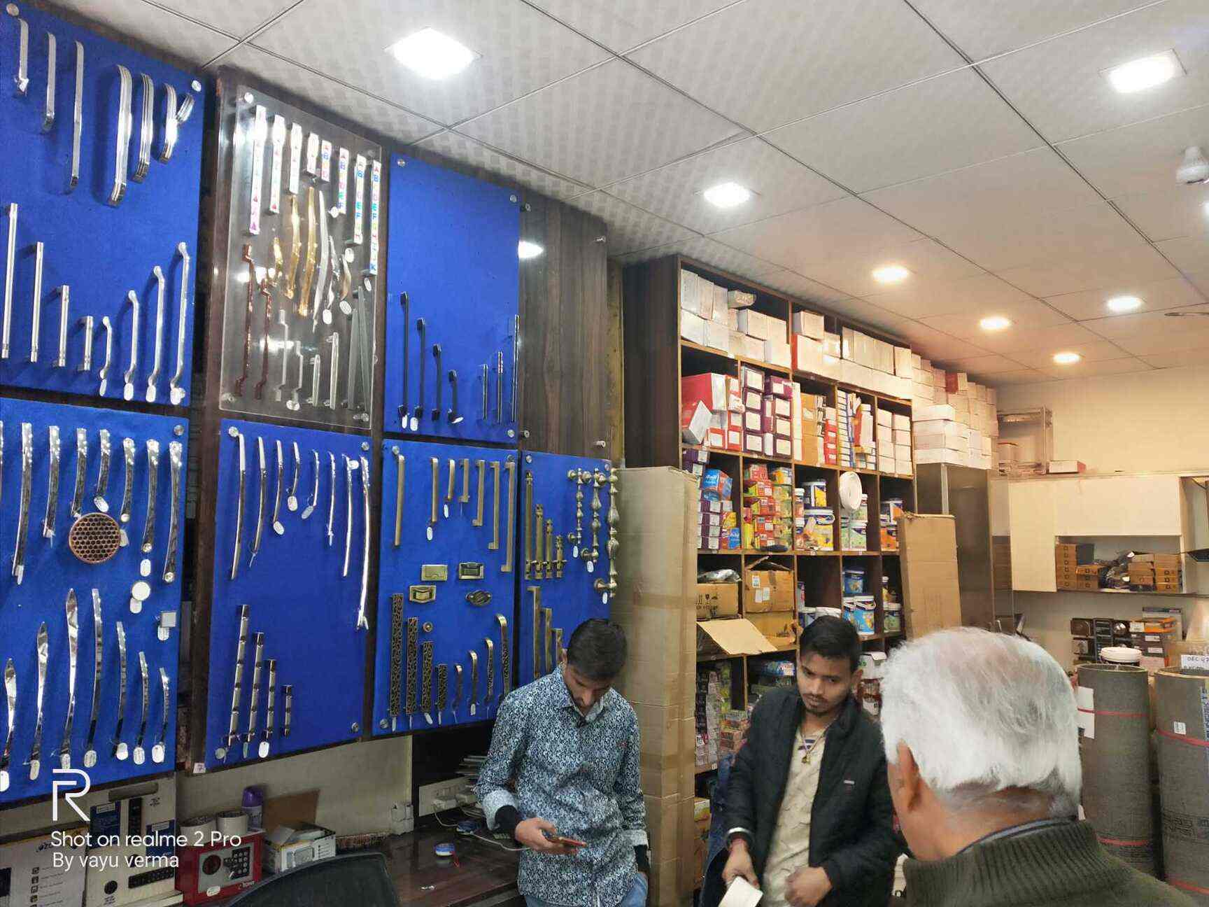 Hardware Dealar in Shakarpur,Delhi Best Interior Designers in Delhi