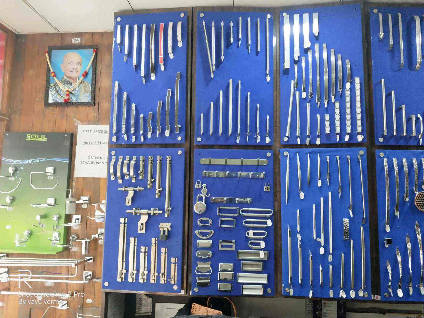 Hardware Dealar in Shakarpur,Delhi Best Interior Designers in Delhi