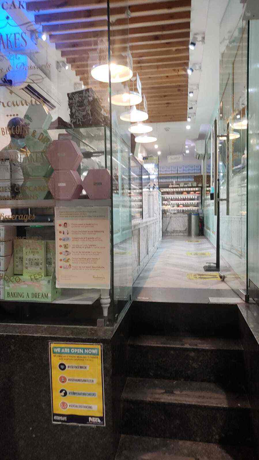 Top Eggless Cake Retailers in Connaught Place Best Pure Veg Cake Dealers Delhi near me Justdial