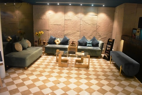 Hair Masters Luxury Salon in Rajouri Garden,Delhi - Best Salons in Delhi - Justdial Hair Masters Luxury Salon in Rajouri Garden,Delhi - Best Salons in Delhi - Justdial