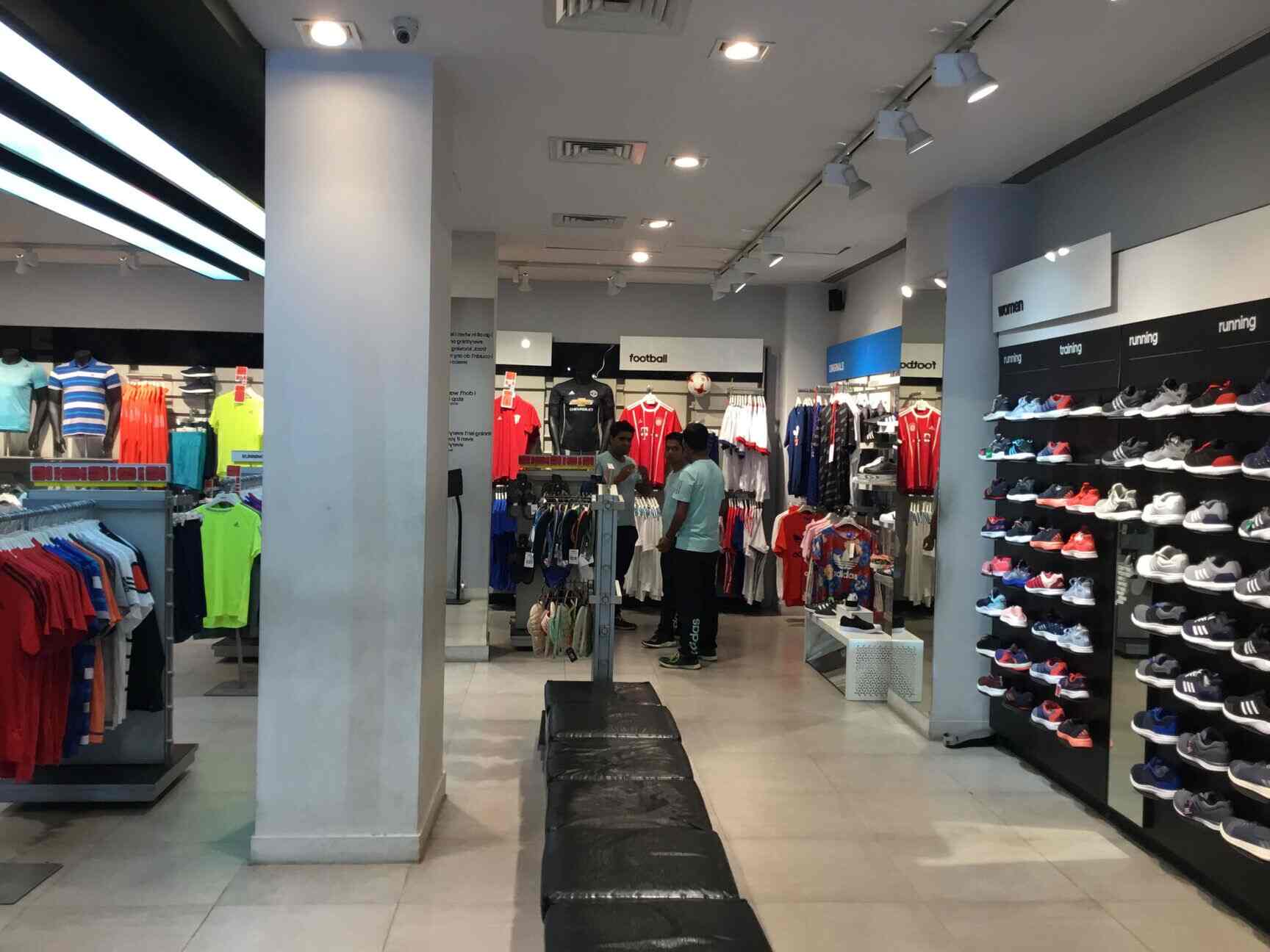 adidas kamla nagar